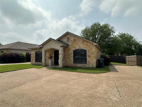 221 Gurley Lane Waco TX 76706