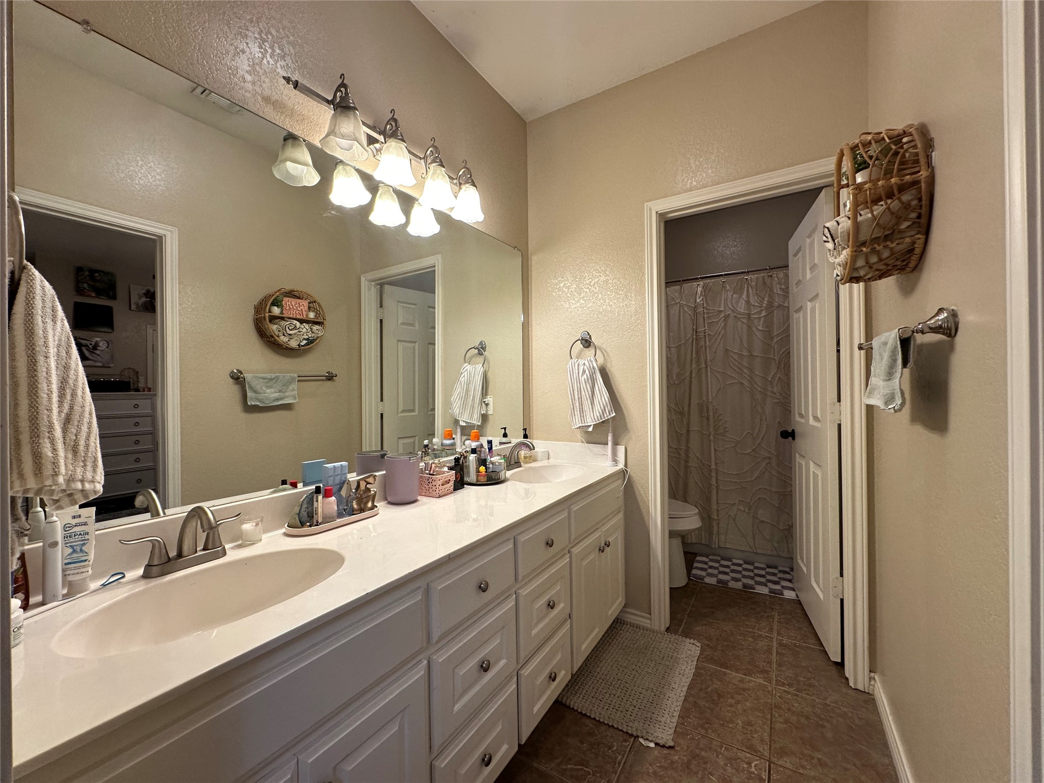 221 Gurley Lane Waco TX 76706
