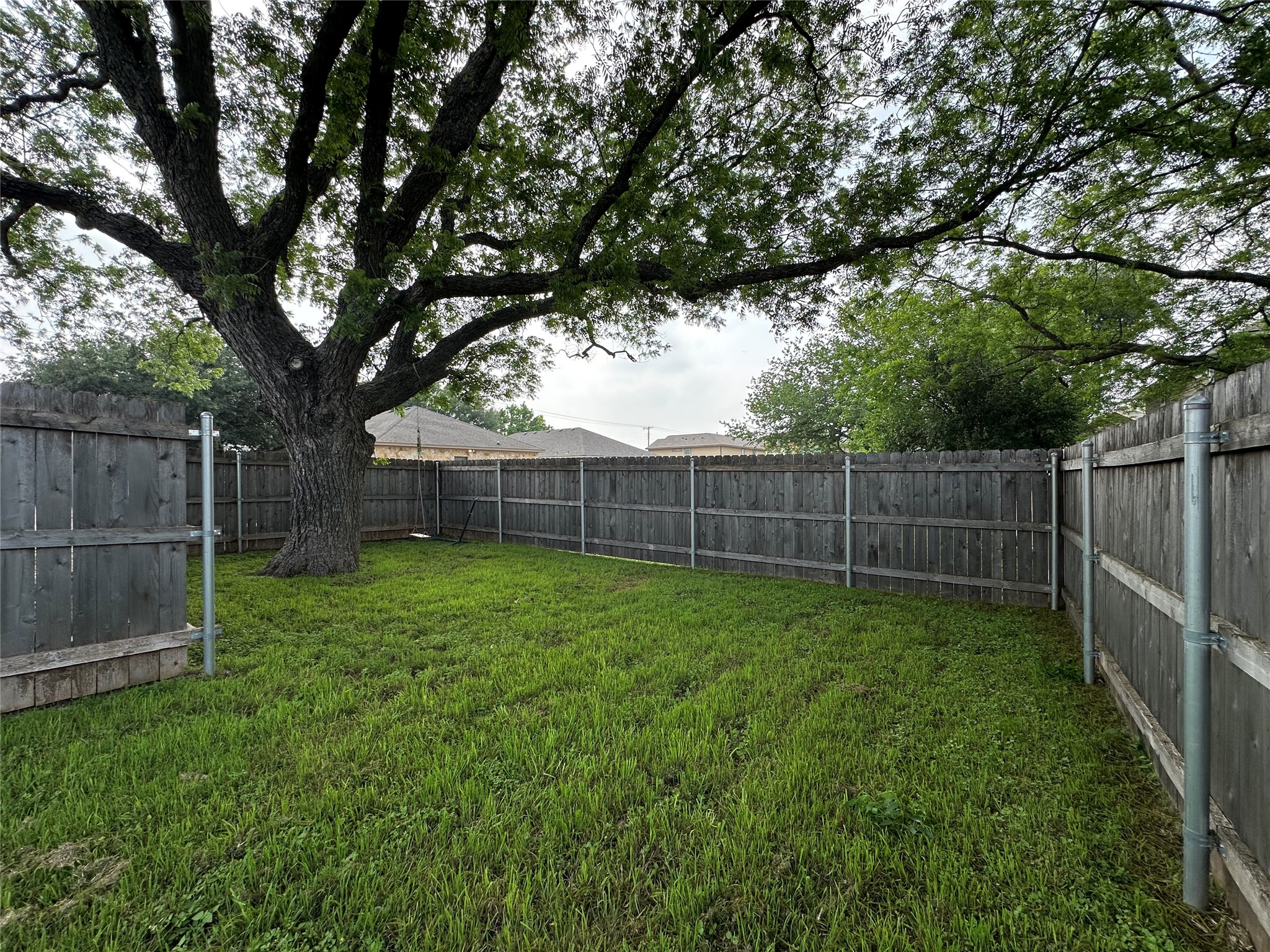 221 Gurley Lane Waco TX 76706