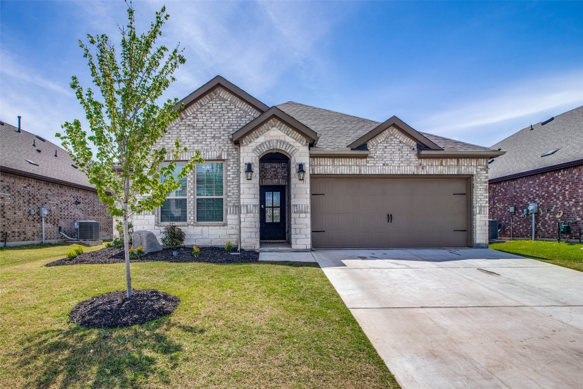 11212 Glover Lane Aubrey TX 76227