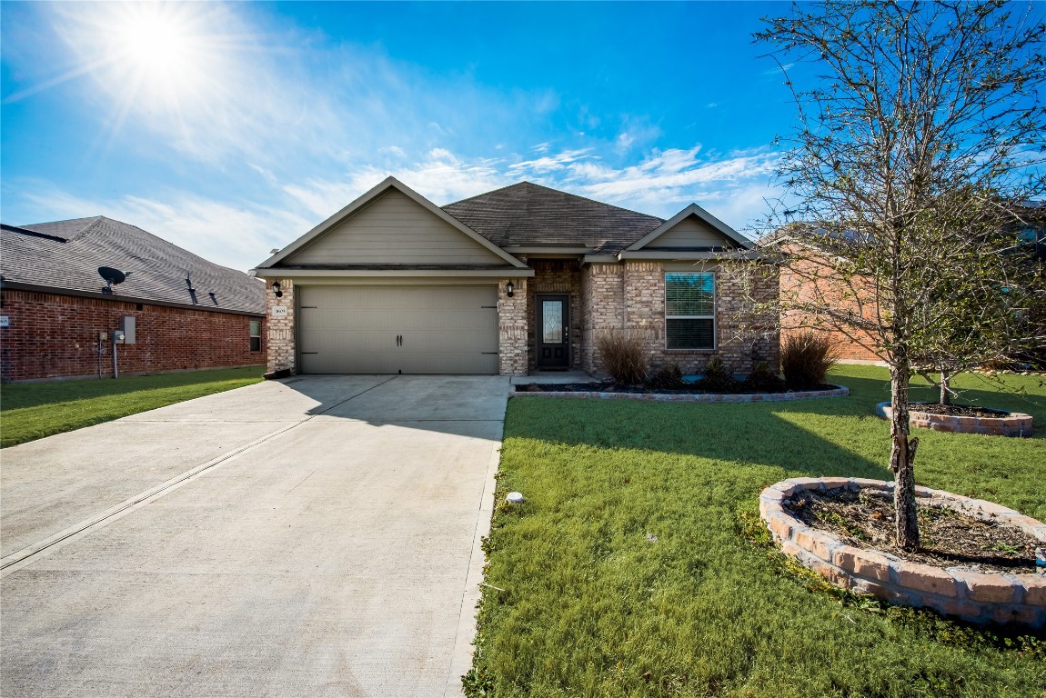 1605 Conley Lane Crowley TX 76036
