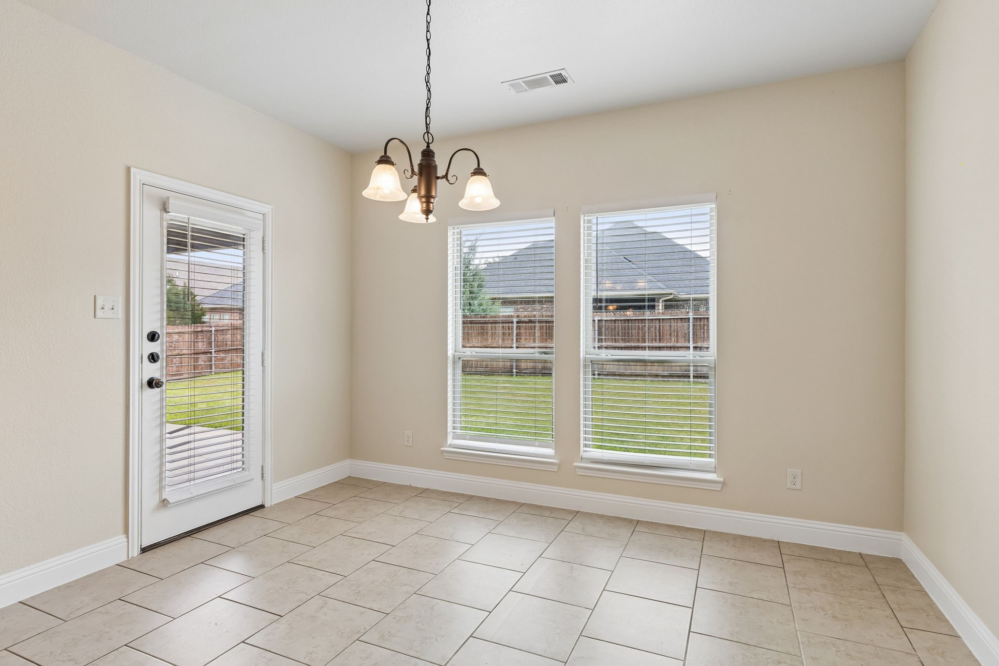 1683 St Croix Street Burleson TX 76028