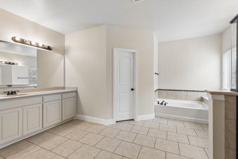 1683 St Croix Street Burleson TX 76028