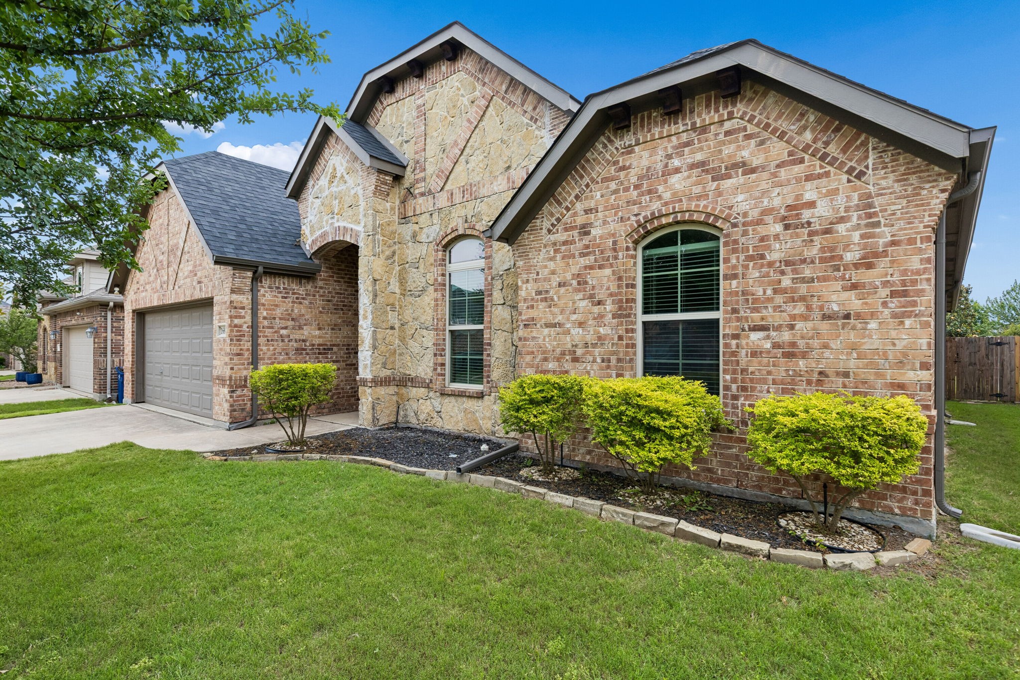 1683 St Croix Street Burleson TX 76028