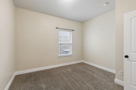 1683 St Croix Street Burleson TX 76028