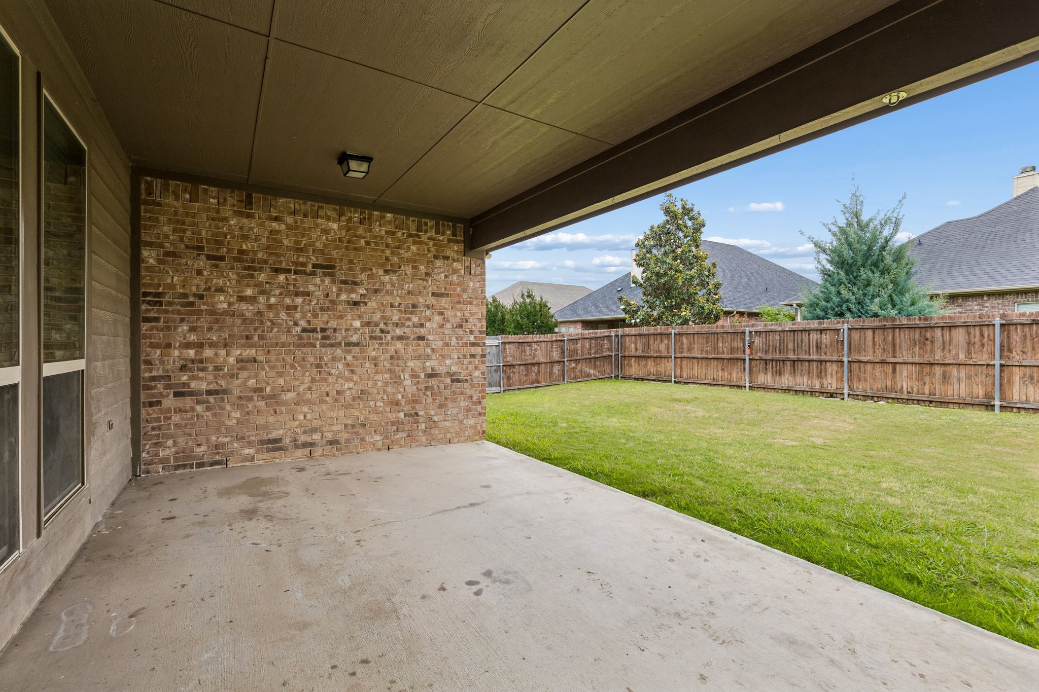 1683 St Croix Street Burleson TX 76028