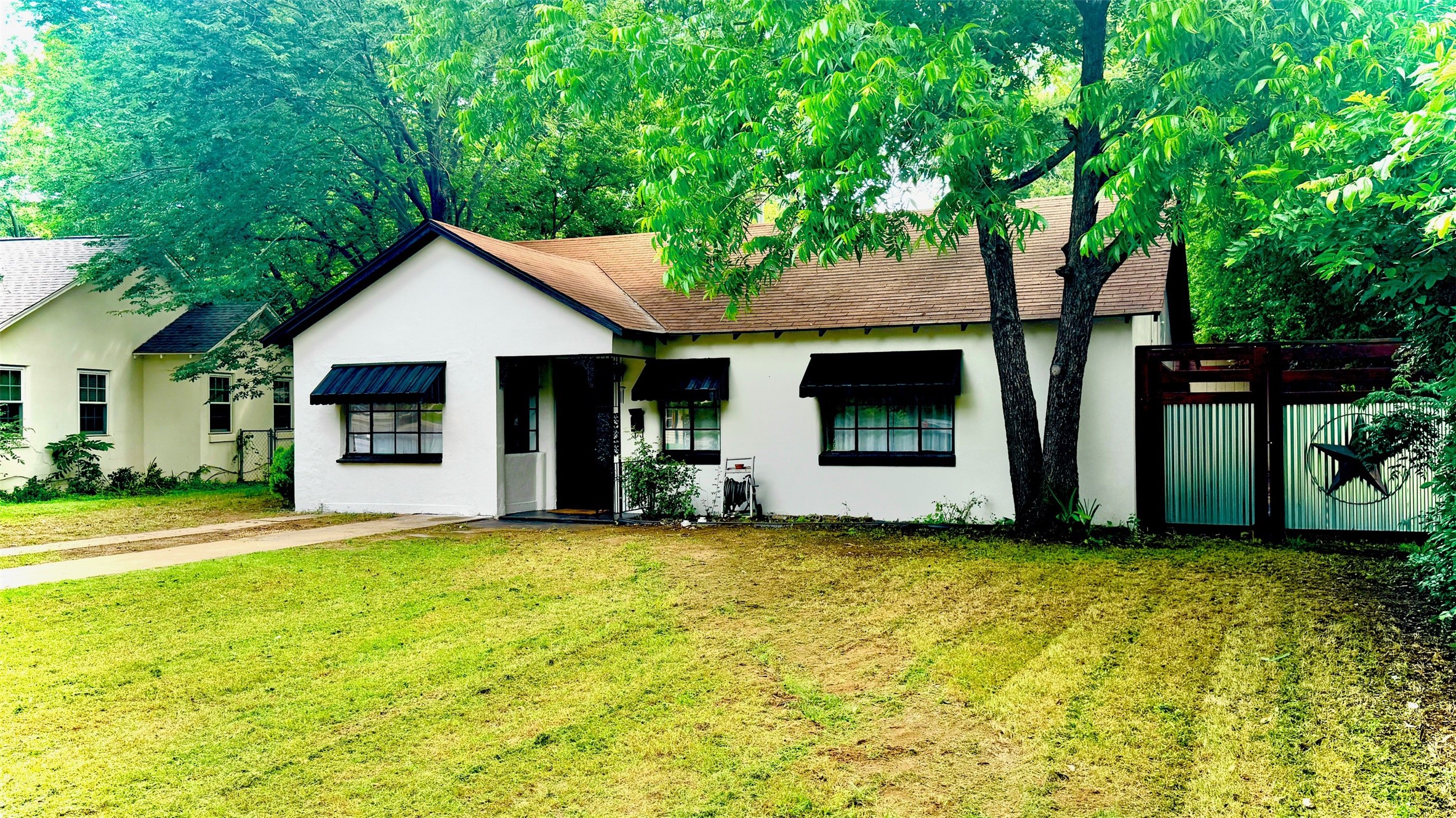 644 Schieme Street River Oaks TX 76114
