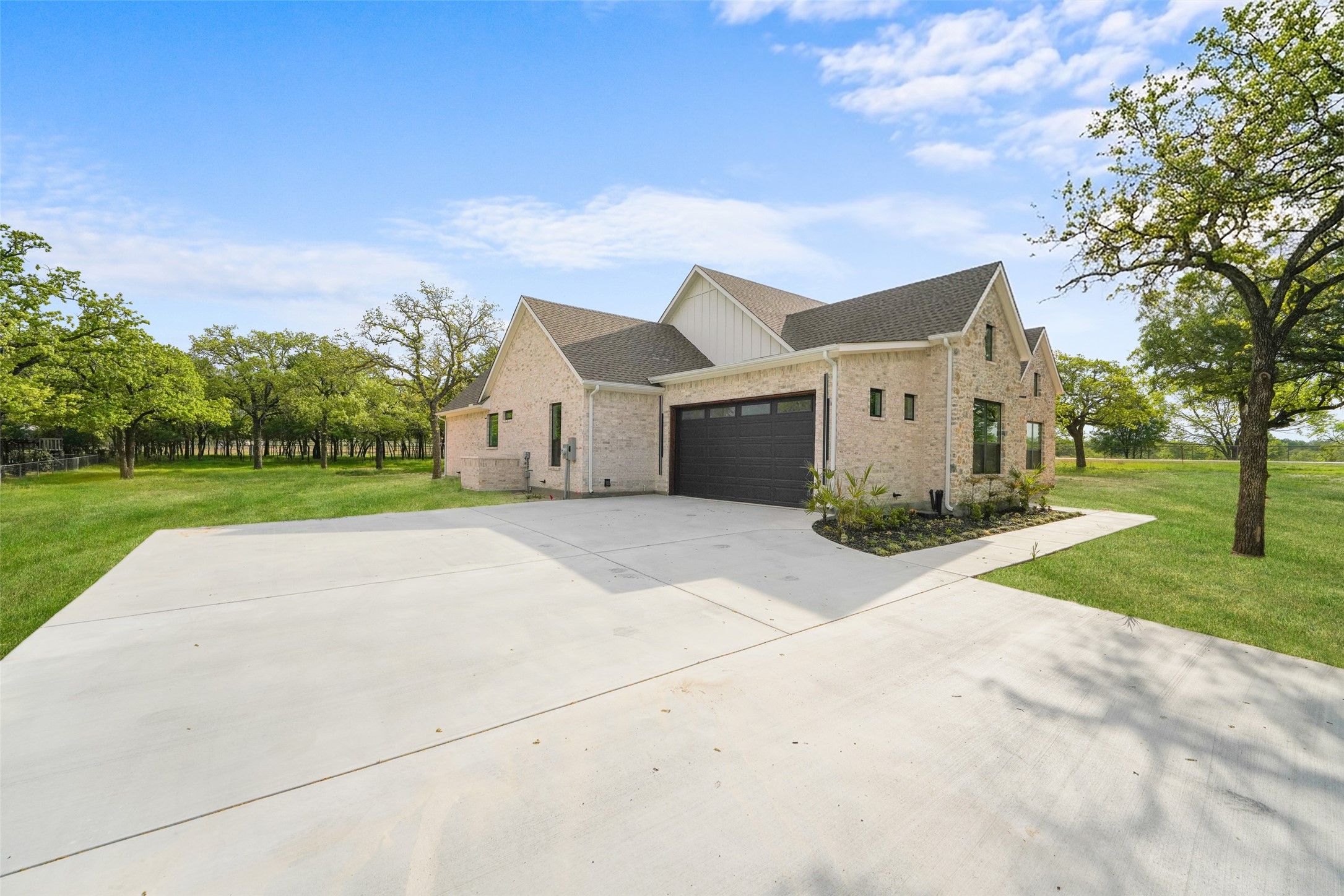 1000 Bluebonnet Ridge Weatherford TX 76087