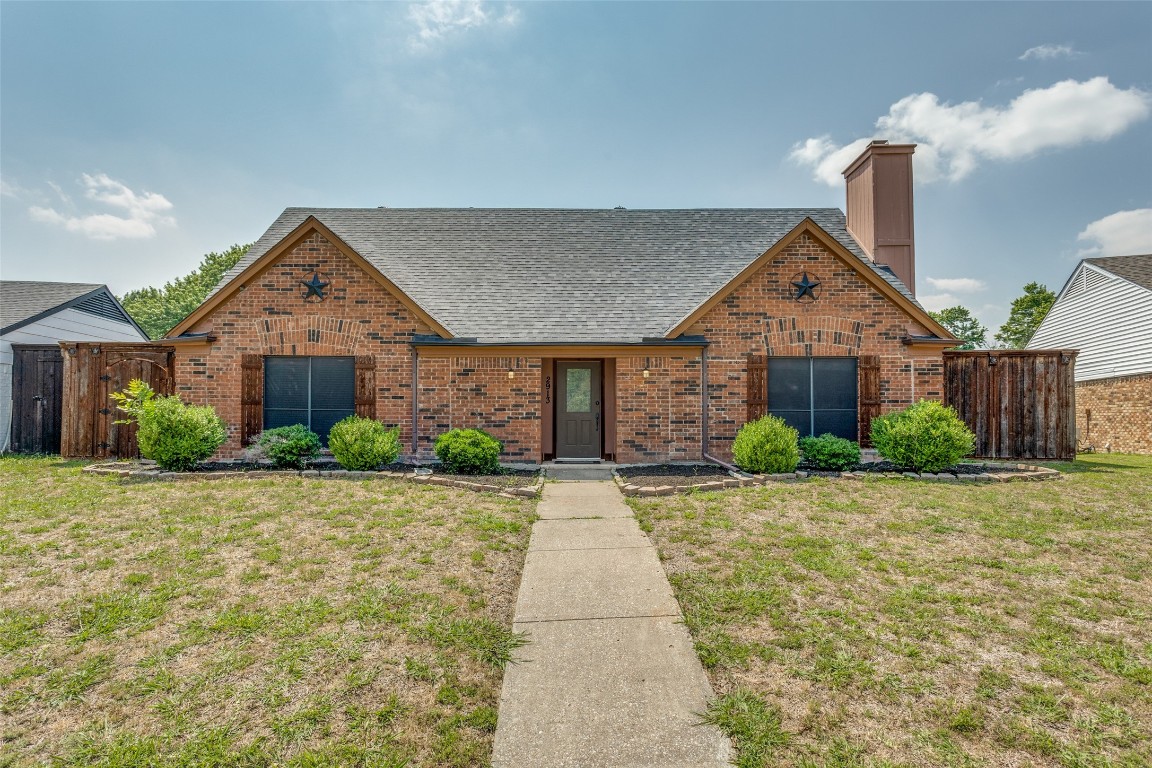 2913 Riviera Drive Garland TX 75040