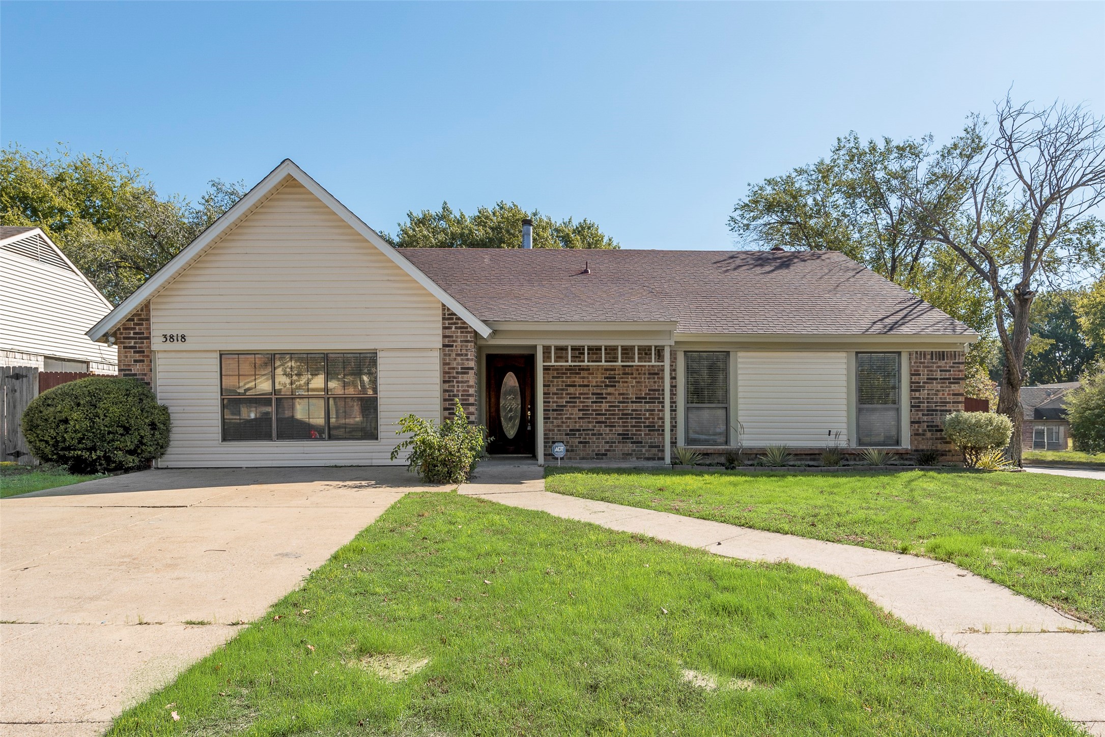 3818 Inwood Court Grand Prairie TX 75052