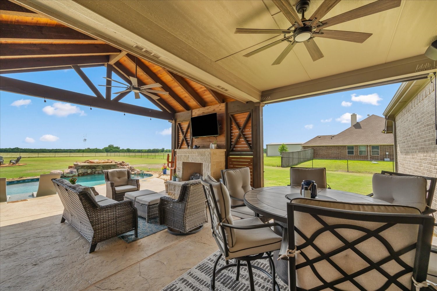 3467 County Road 2508 Caddo Mills TX 75135