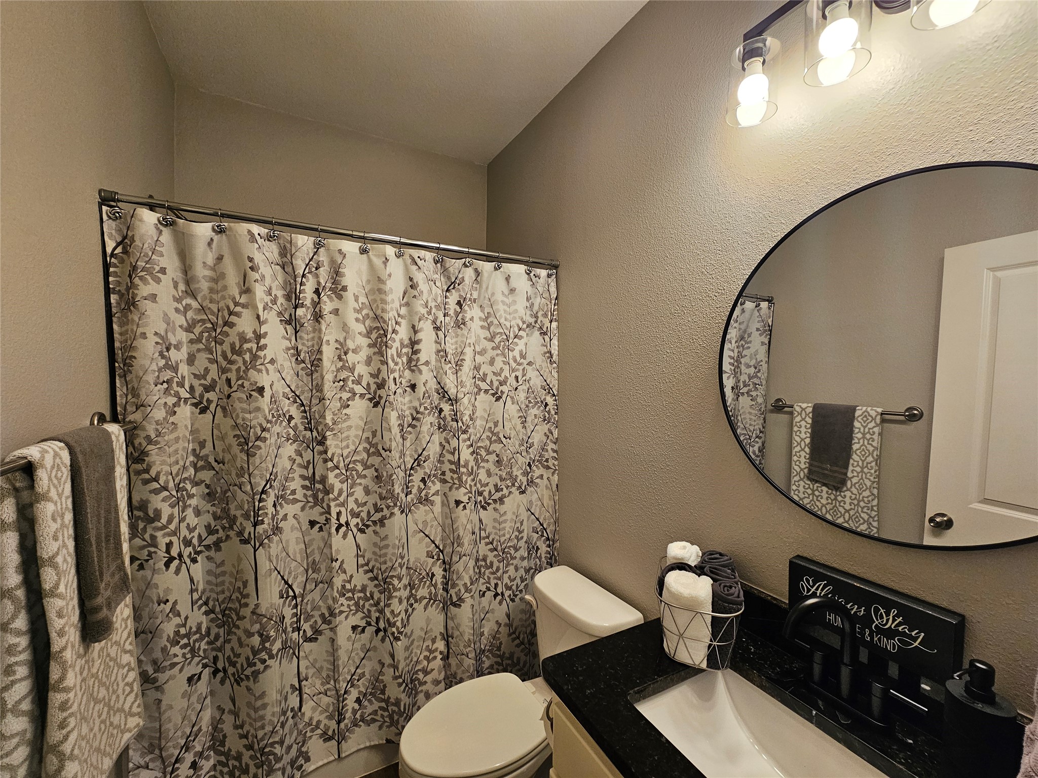 2946 Meadow Brook Trail Tyler TX 75701
