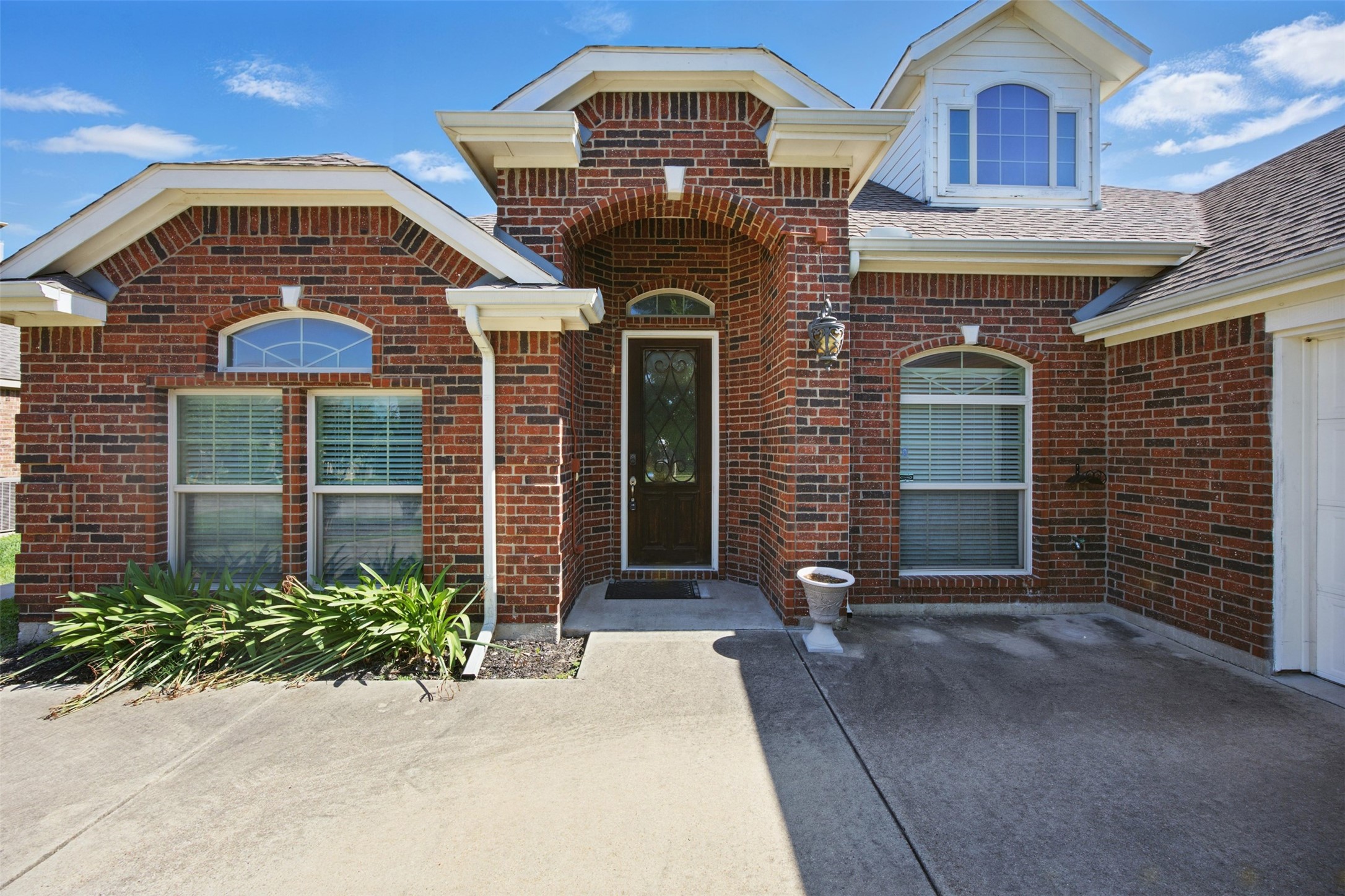 707 Cross Creek Drive Cedar Hill TX 75104