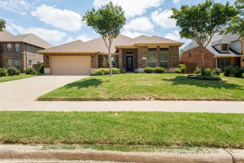 1004 Keats Drive DeSoto TX 75115