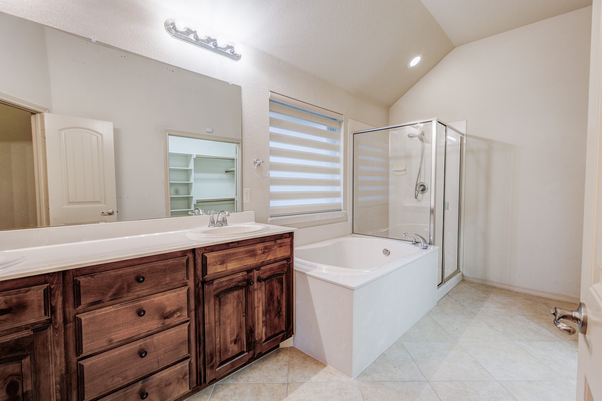 1004 Keats Drive Desoto TX 75115