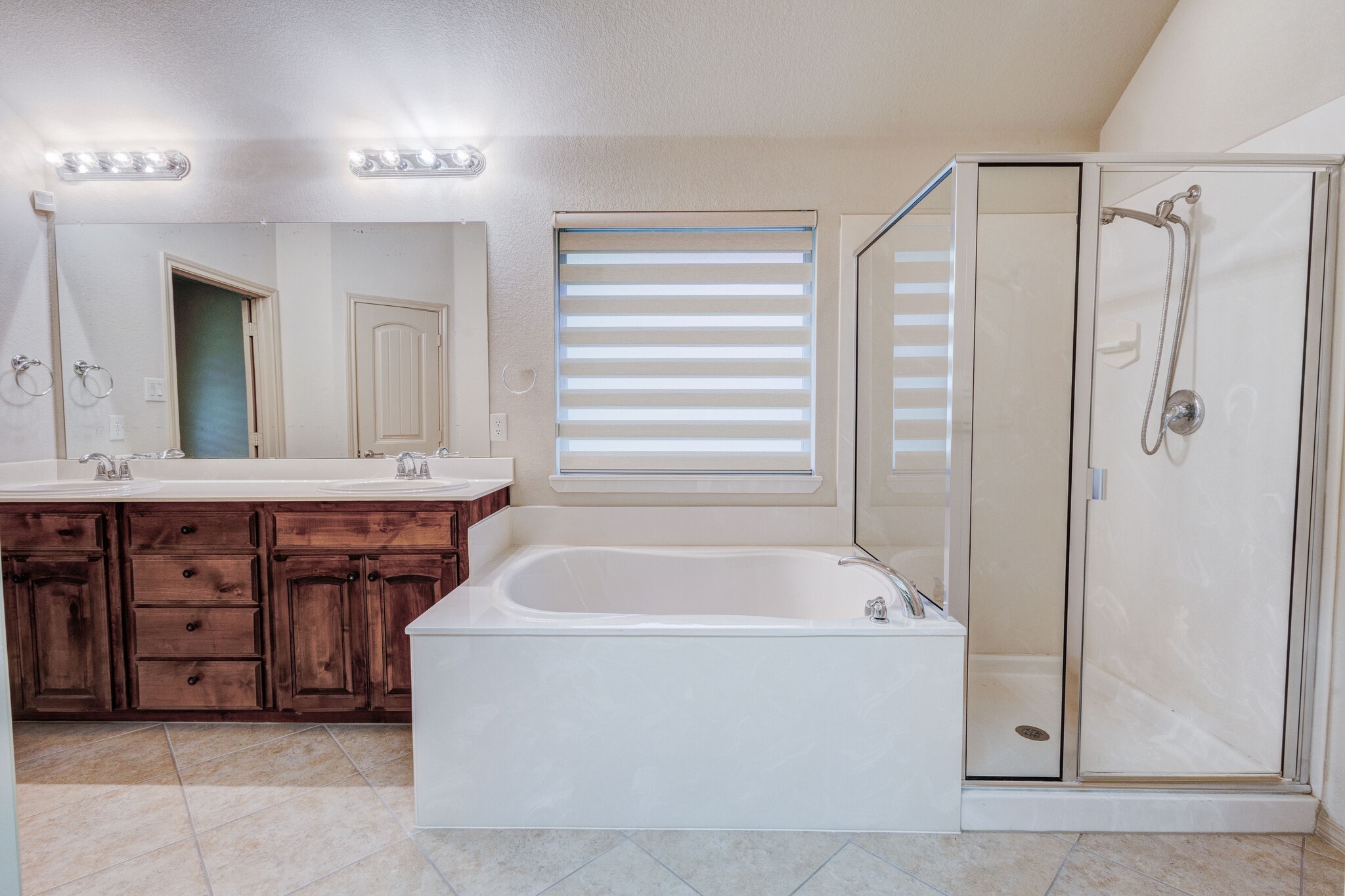 1004 Keats Drive Desoto TX 75115