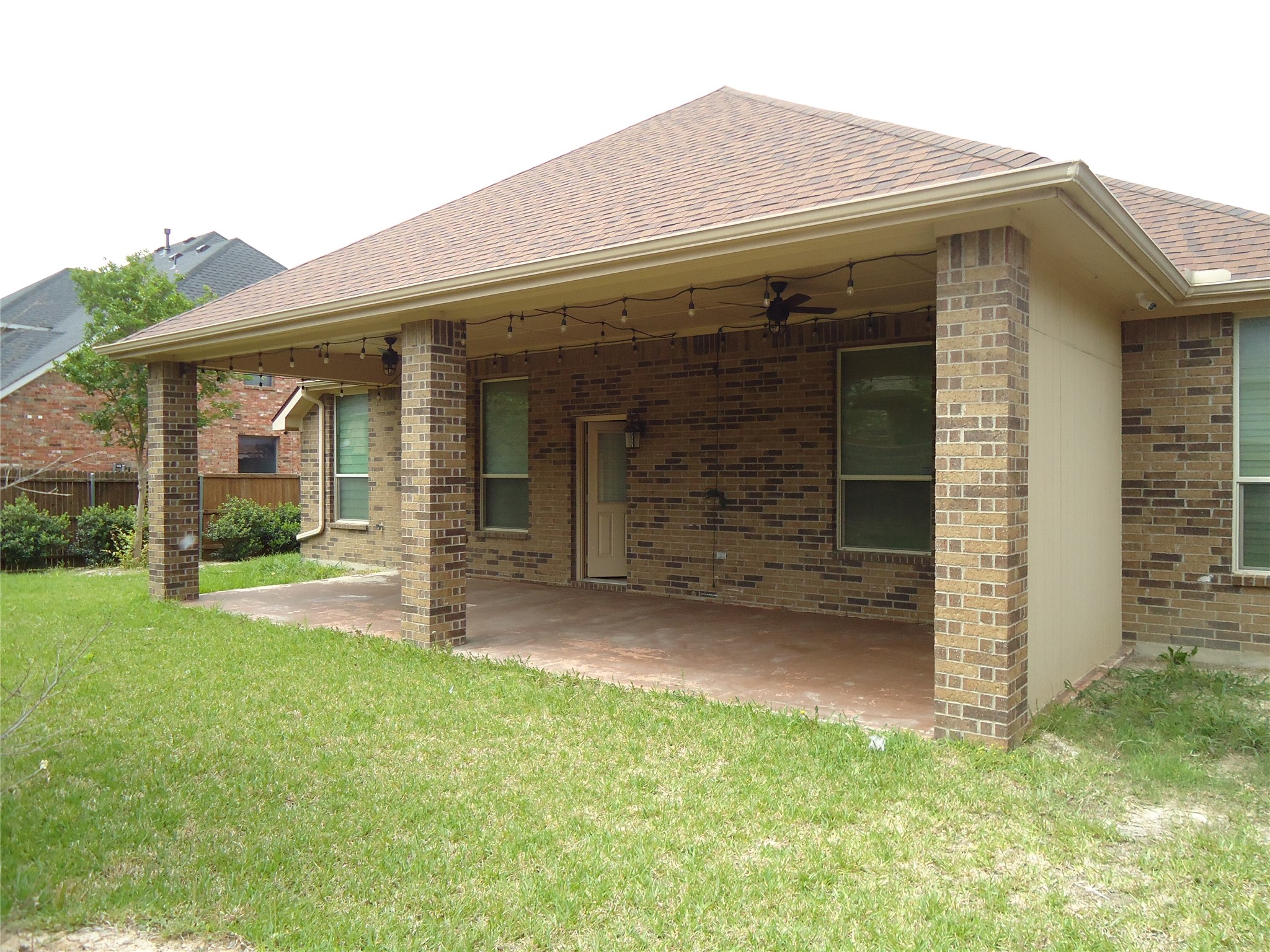 1004 Keats Drive Desoto TX 75115