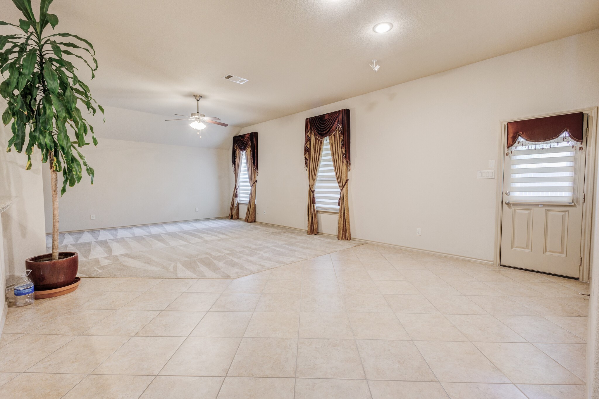 1004 Keats Drive Desoto TX 75115
