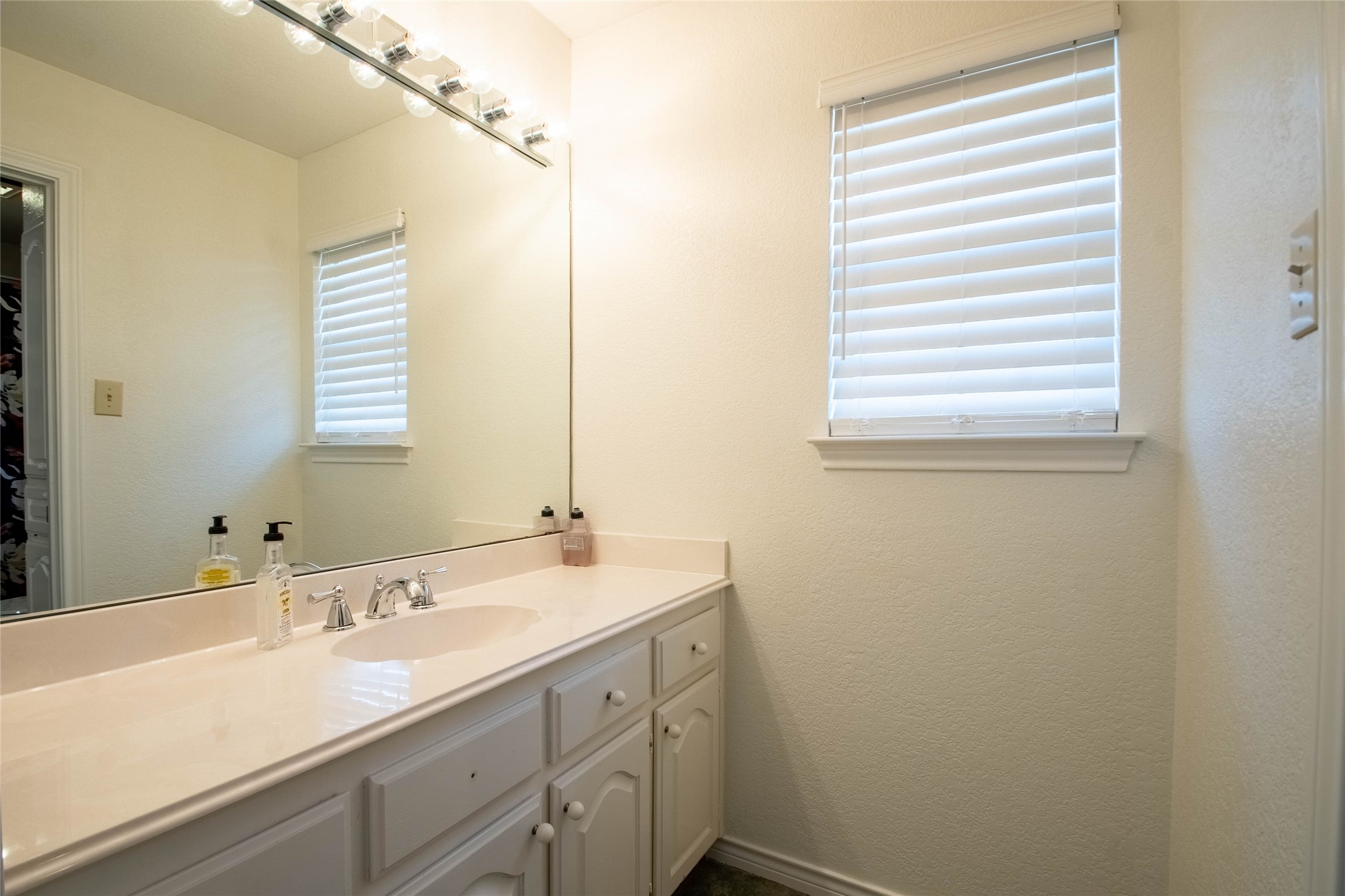 6332 Woodway Lane Plano TX 75093