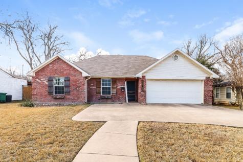 1728 Oakland Boulevard Fort Worth TX 76103