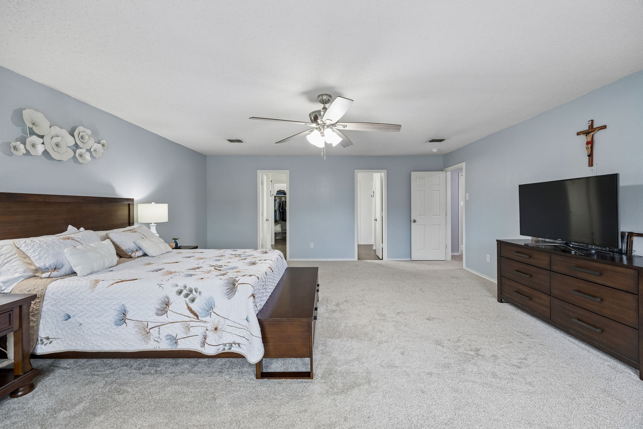 5325 Chessie Circle Haltom City TX 76137
