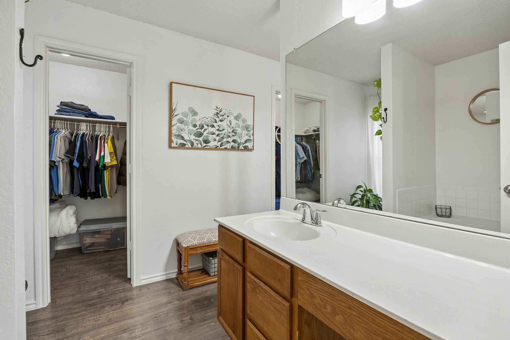 5325 Chessie Circle Haltom City TX 76137