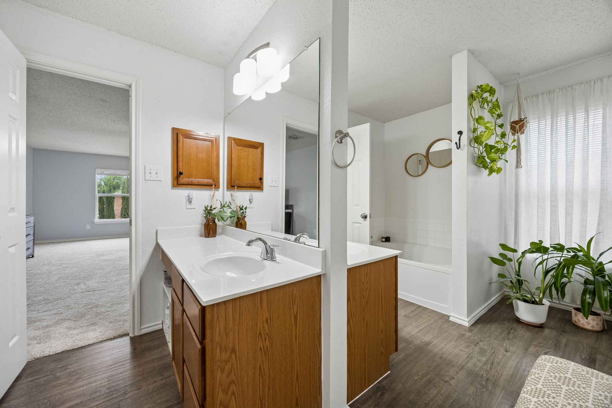 5325 Chessie Circle Haltom City TX 76137
