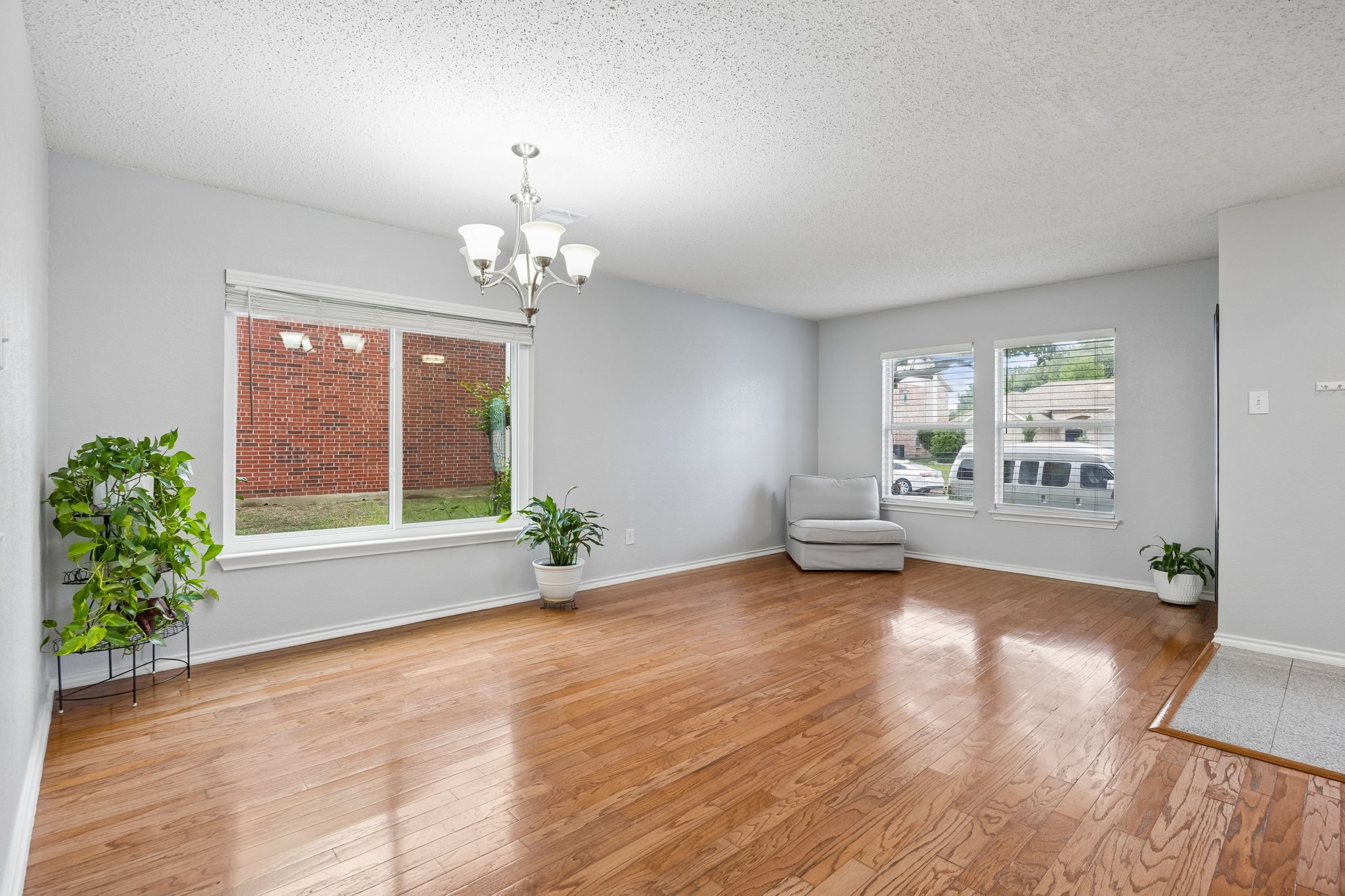 5325 Chessie Circle Haltom City TX 76137