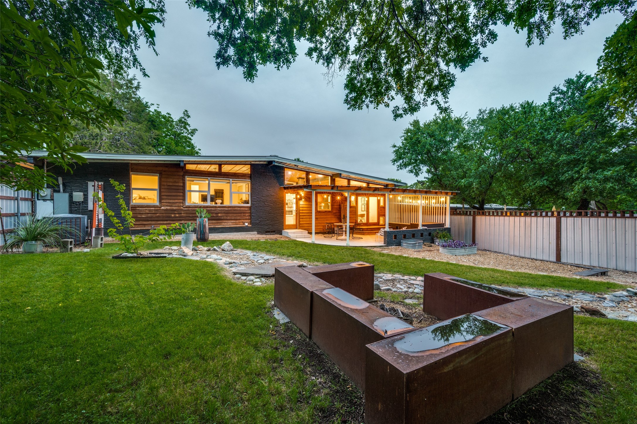 8719 Stanwood Drive Dallas TX 75228