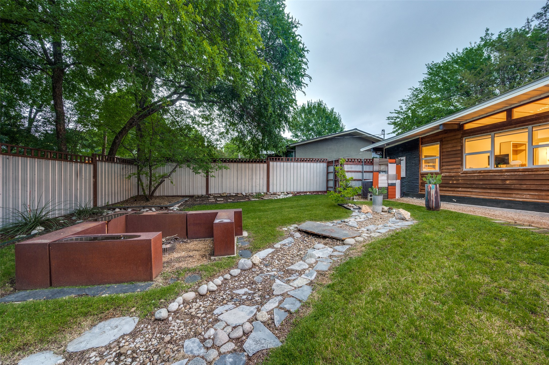 8719 Stanwood Drive Dallas TX 75228