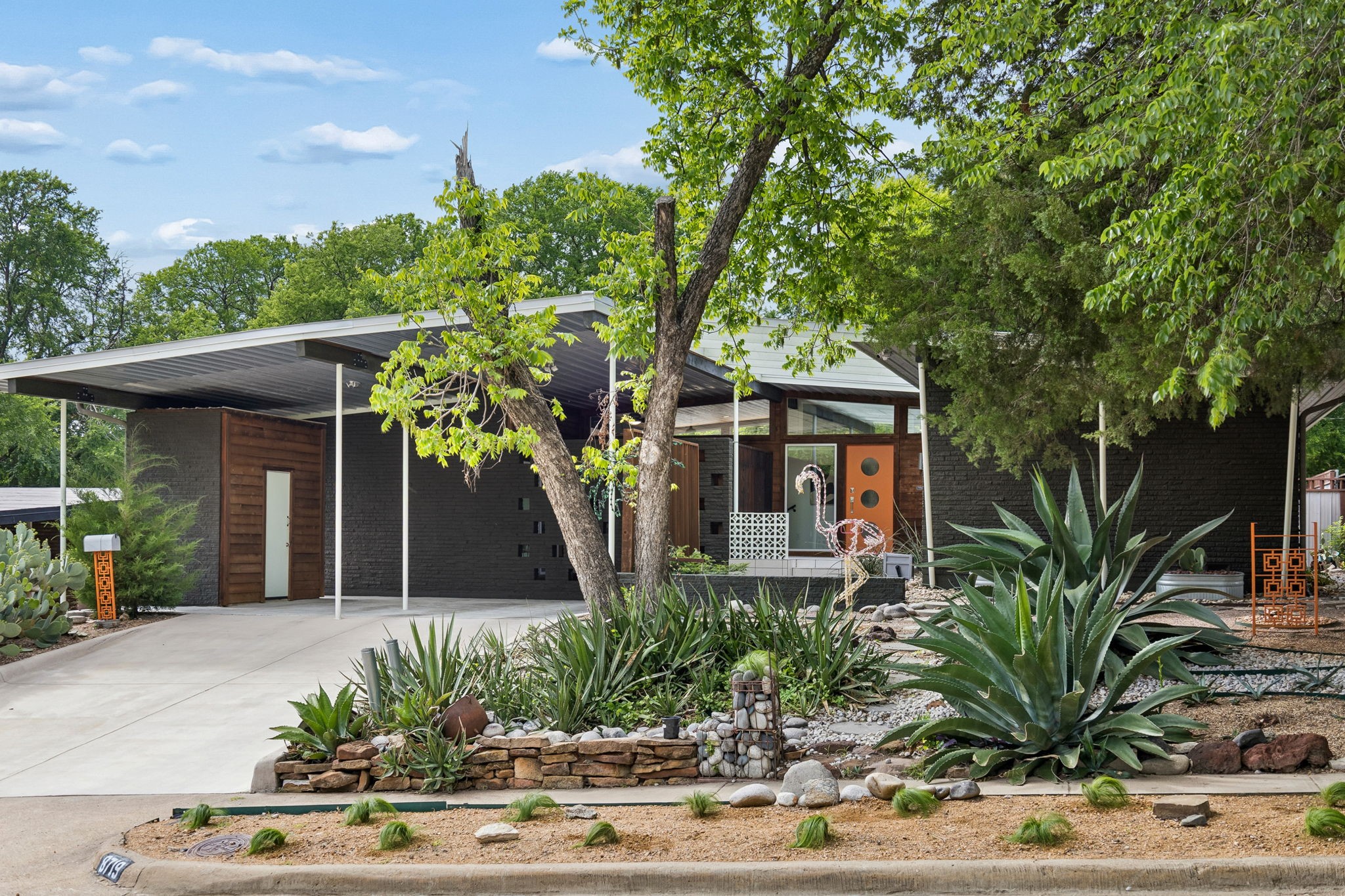 8719 Stanwood Drive Dallas TX 75228