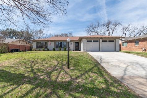 1954 Shelman Trail Fort Worth TX 76112