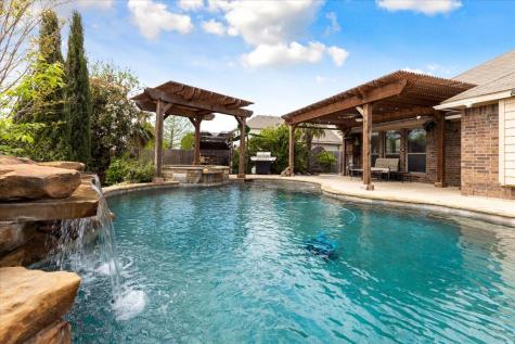 612 Kerry Street Crowley TX 76036