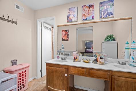 3005 Woodlark Drive Fort Worth TX 76123