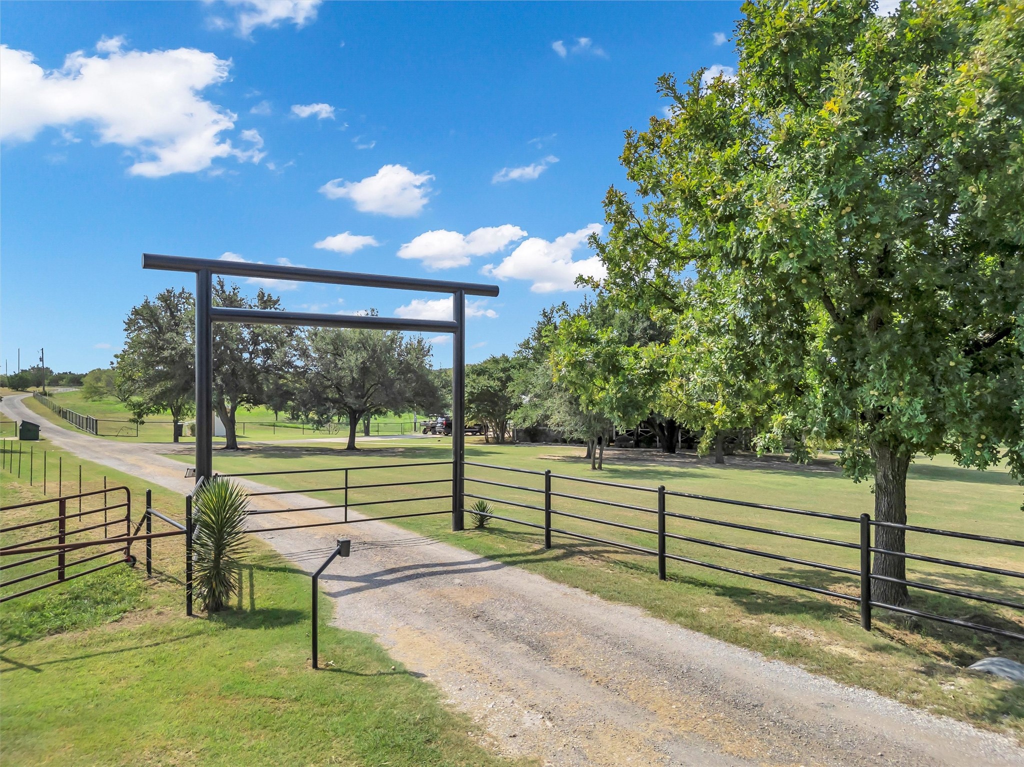 1000 Billings Road Tolar TX 76476