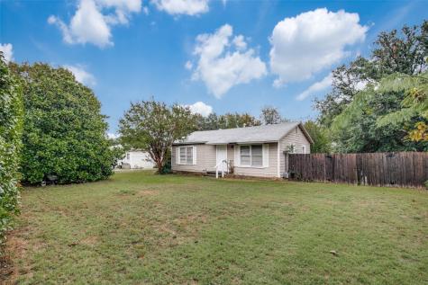 7704 Buck Street North Richland Hills TX 76182