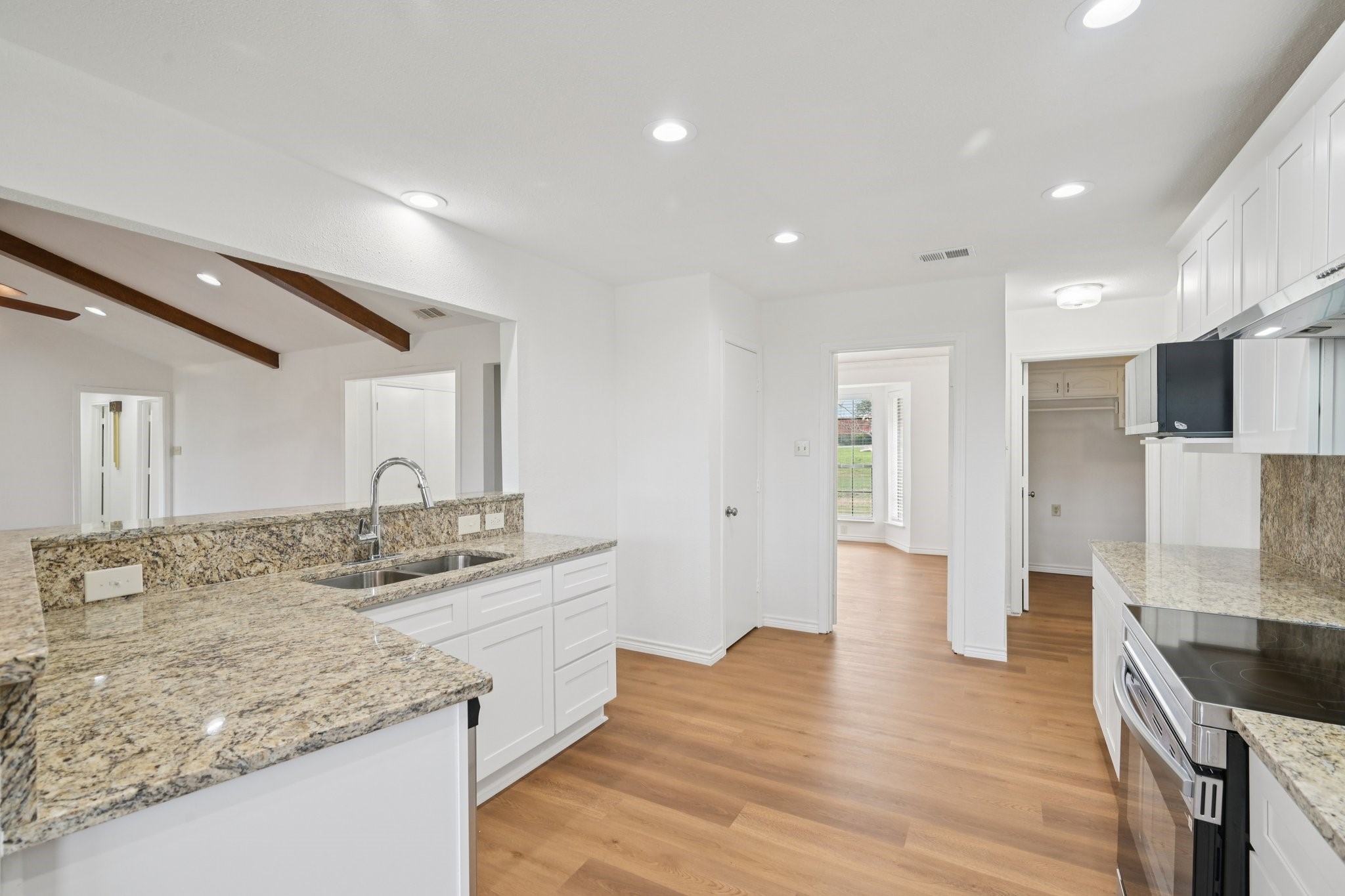 4903 Sachse Road Sachse TX 75048