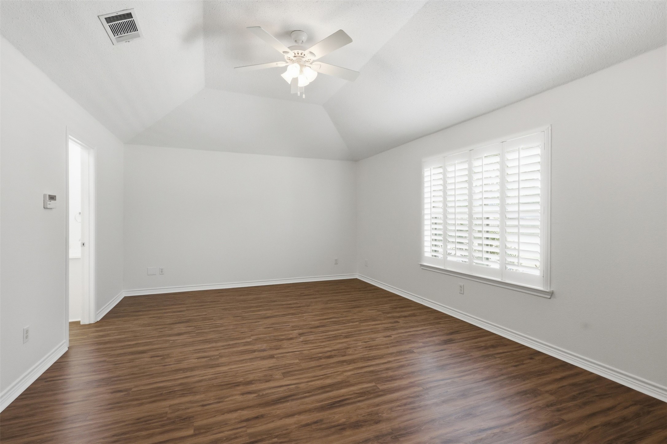 6806 Burning Bush Sachse TX 75048