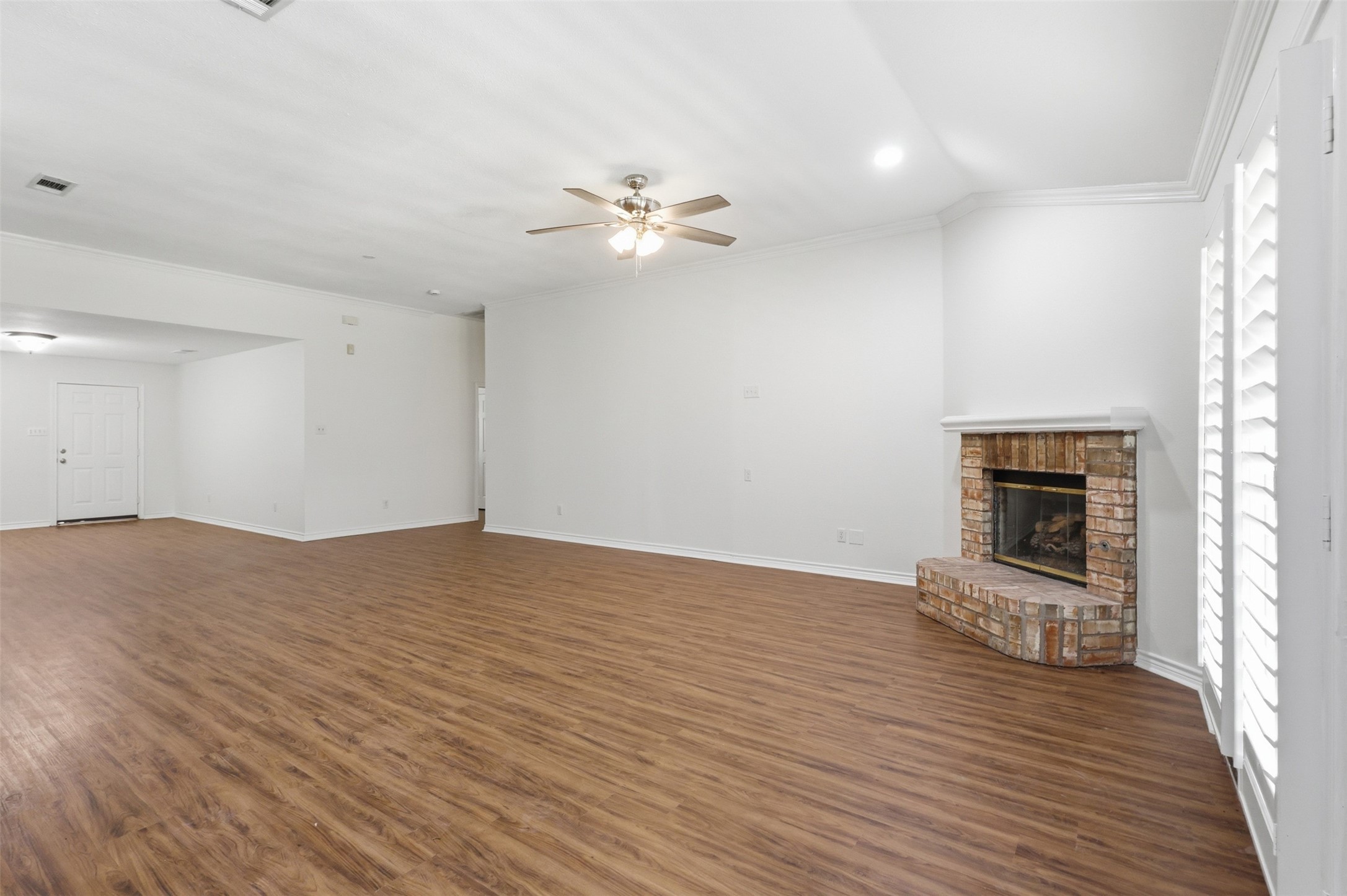 6806 Burning Bush Sachse TX 75048