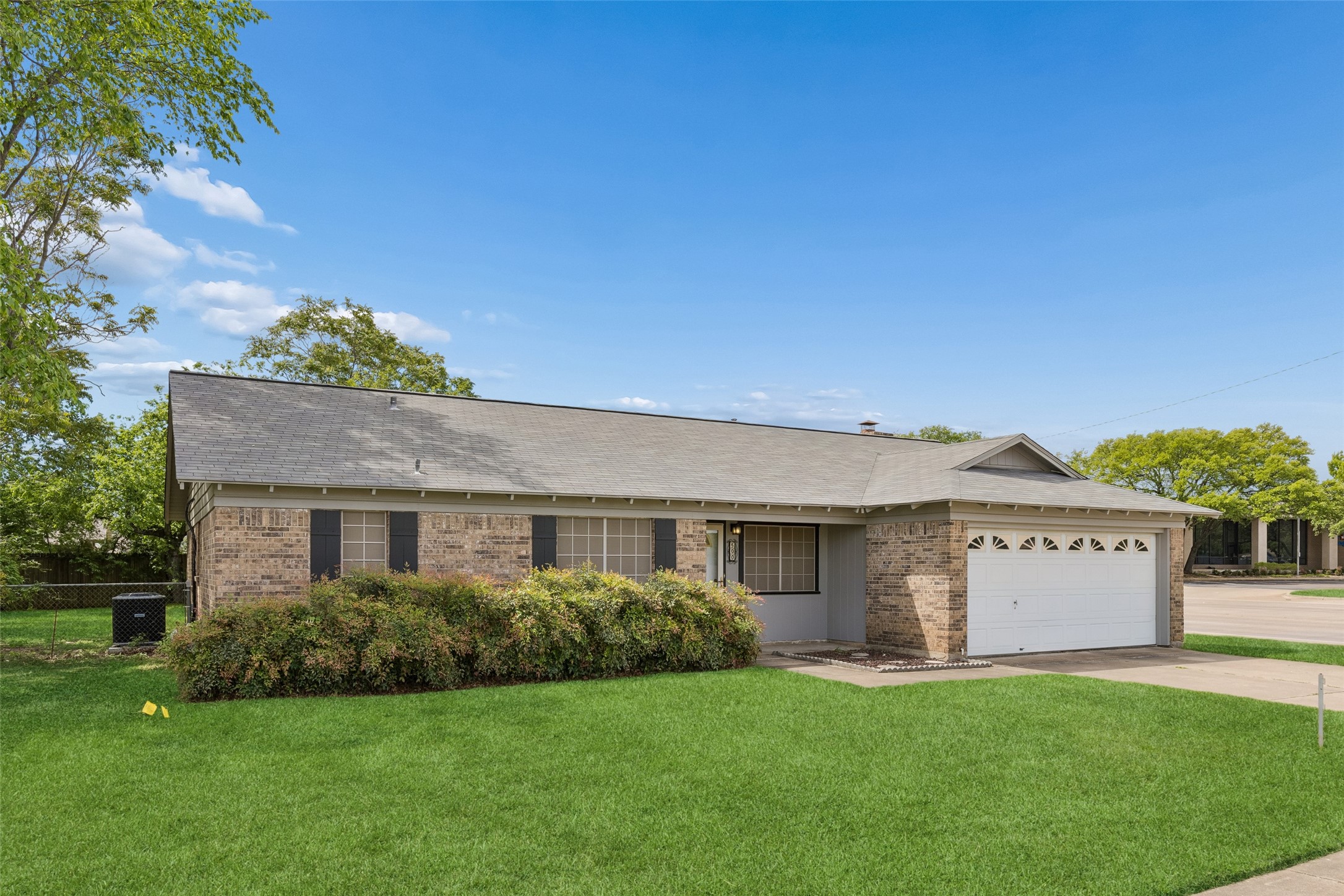 500 E Bovell Street Crowley TX 76036