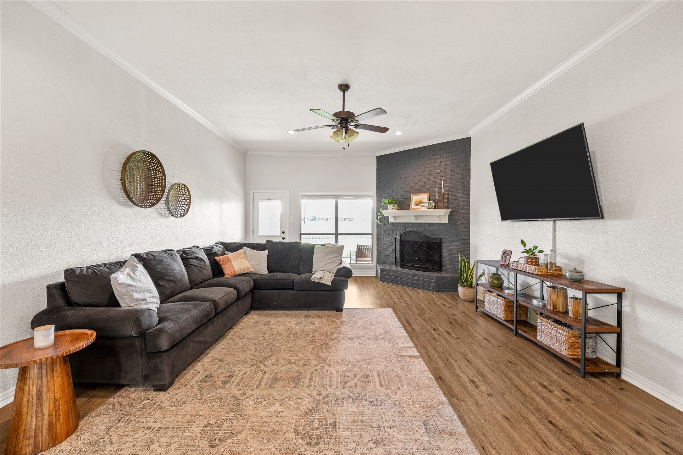 141 Bonham Drive Hewitt TX 76643