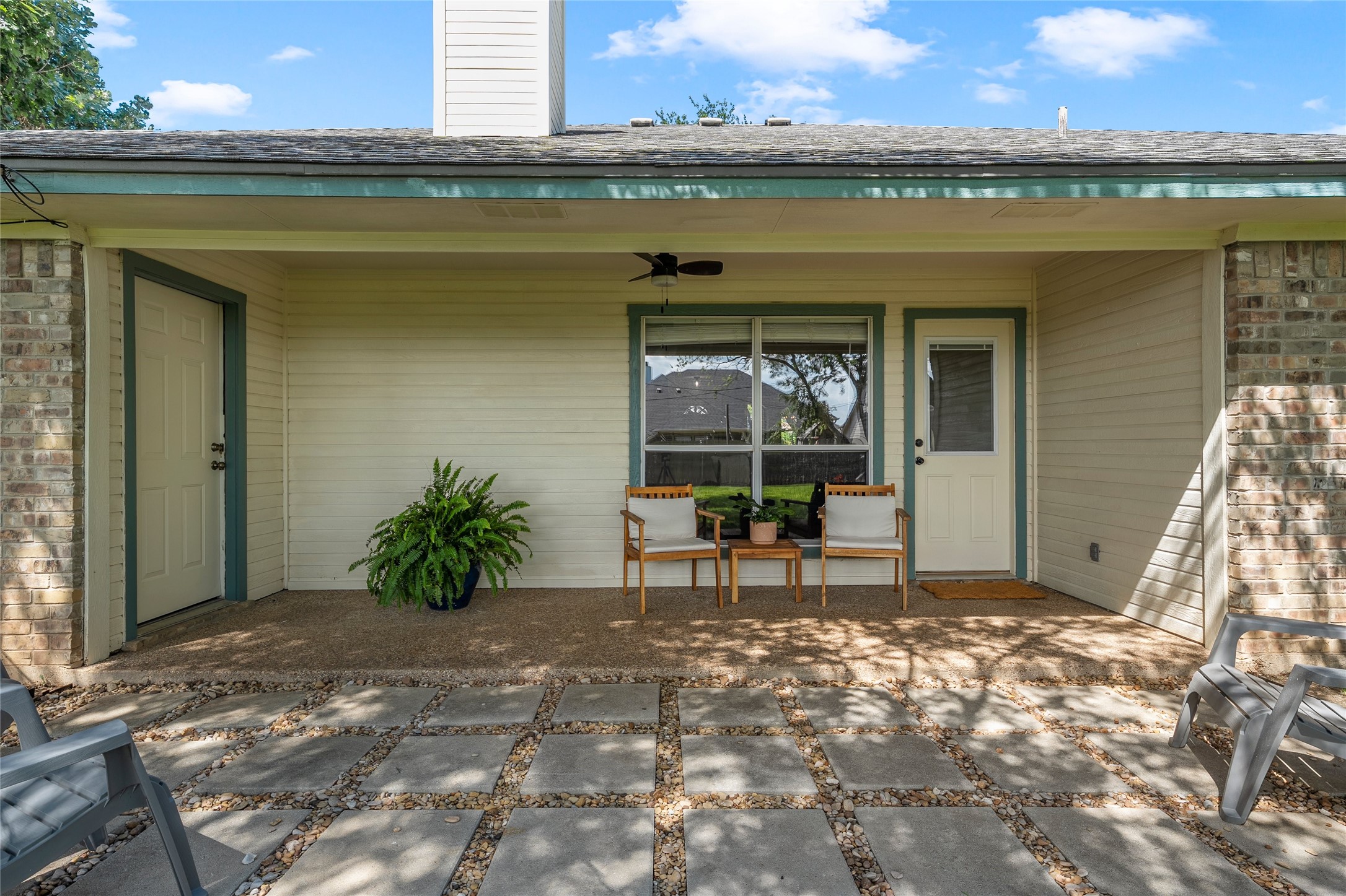 141 Bonham Drive Hewitt TX 76643