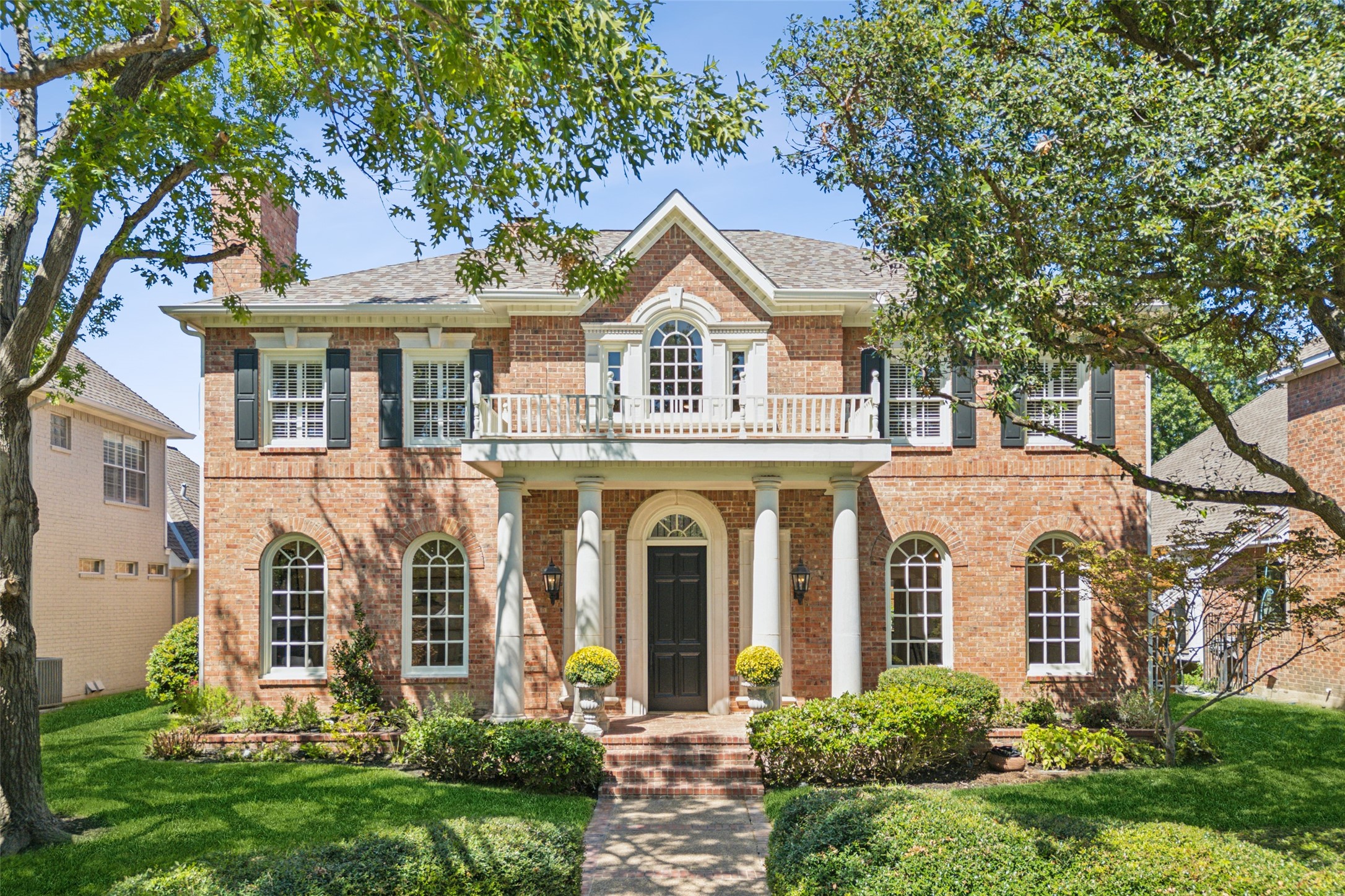 9911 Spirehaven Lane Dallas TX 75238