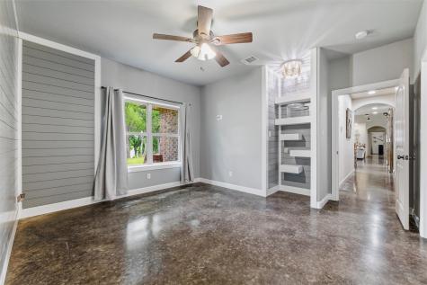 6561 County Road 423 Grandview TX 76050