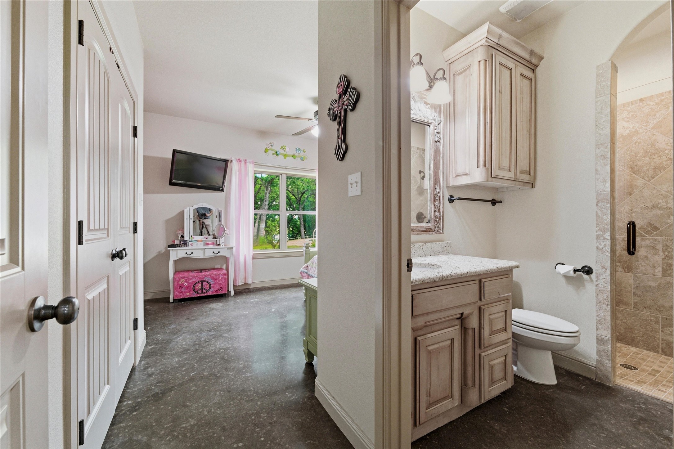 6561 County Road 423 Grandview TX 76050