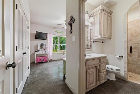 6561 County Road 423 Grandview TX 76050