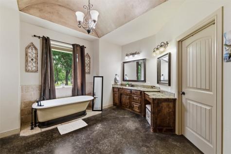 6561 County Road 423 Grandview TX 76050