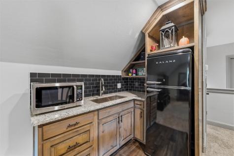 6561 County Road 423 Grandview TX 76050