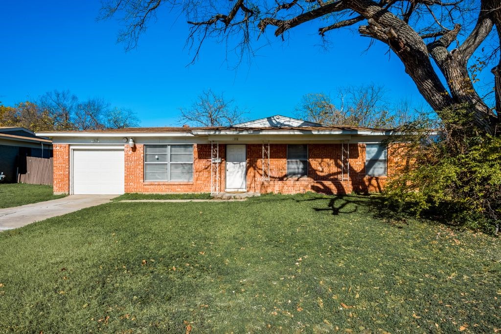 104 S Valera Court Fort Worth TX 76134