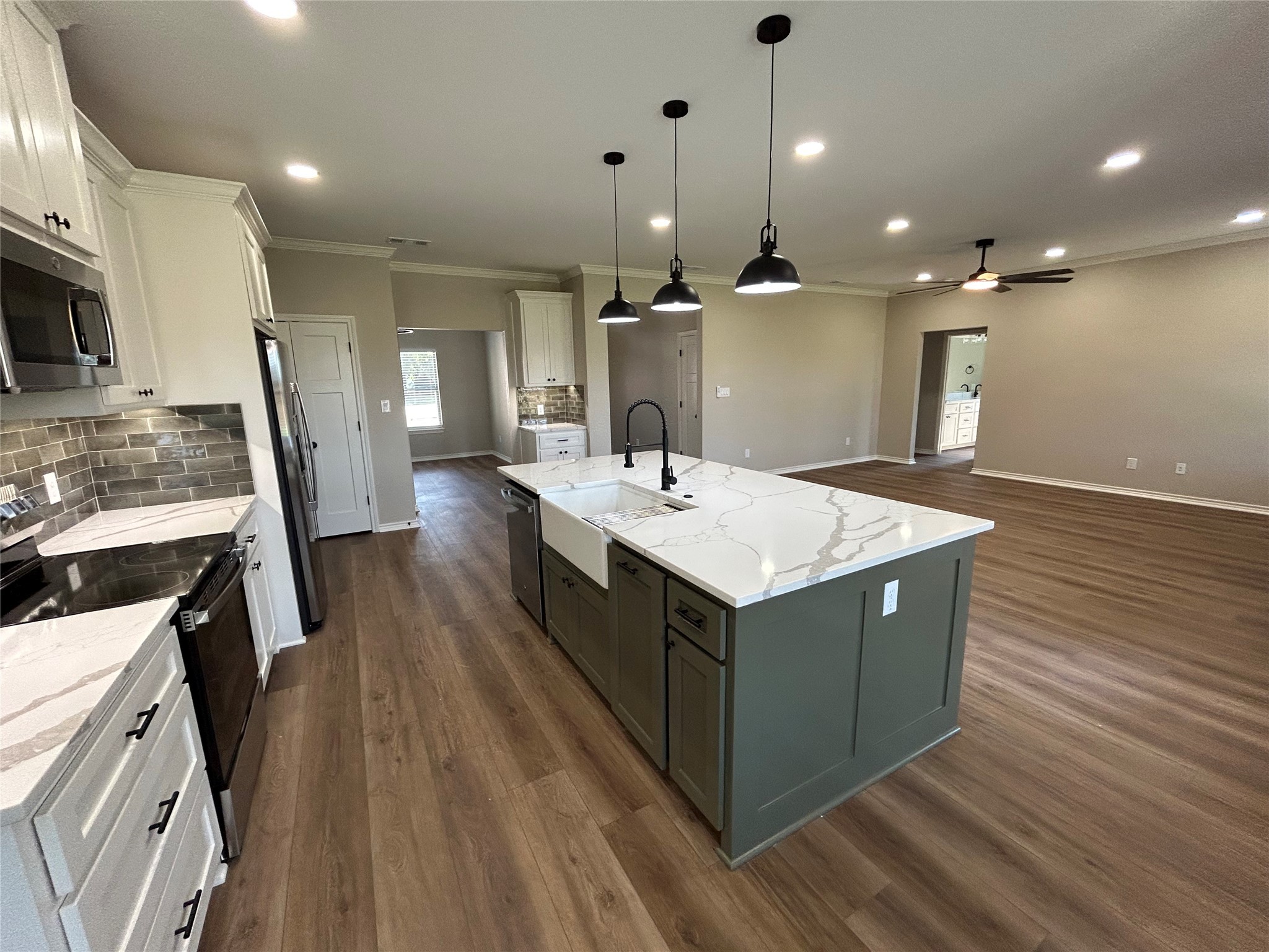 1501 W 6 Th Street Mcgregor TX 76657